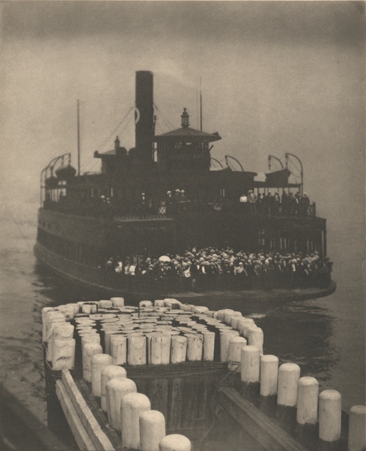 Alfred Stieglitz, The Ferry Boat, Photogravure from Camera Work, 1910 - Collection Förderverein Fotostiftung Schweiz